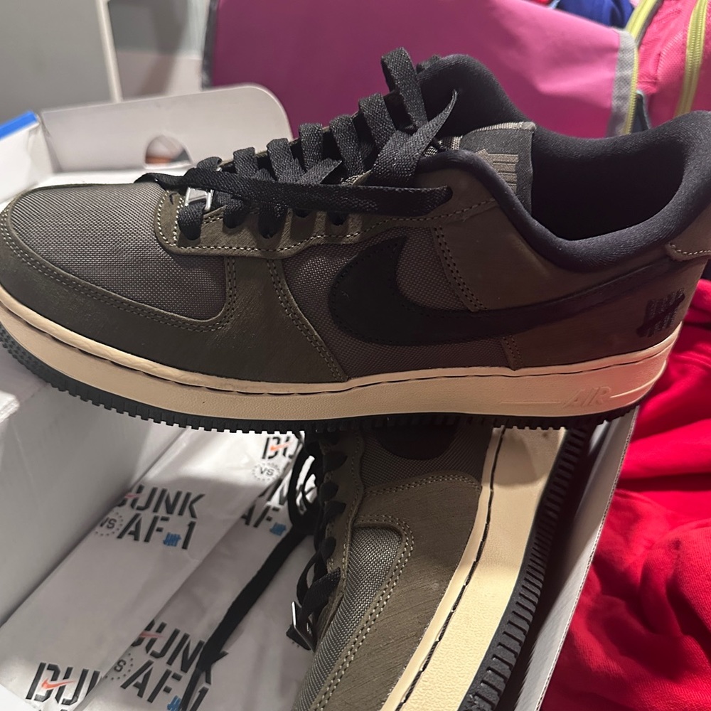 Nike Dunk Air Force 1 Sz 8.5Mens/10.5Womens